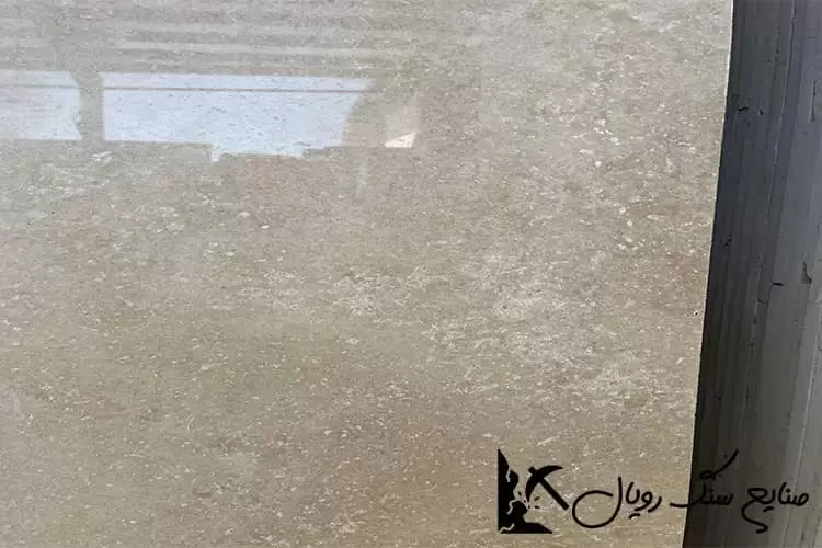 فاکتورهای موثر قیمت تراورتن کرم